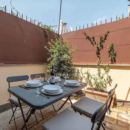 Trevi's Roof Terraces ローマ